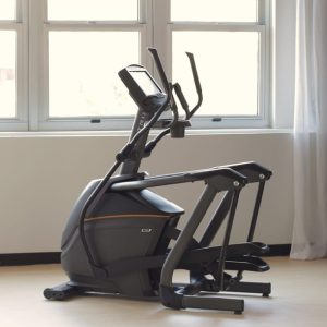 MATRIX E30 ΕΛΛΕΙΠΤΙΚΟ ΜΗΧΑΝΗΜΑ ΜΕ ΚΟΝΣΟΛΑ XIR