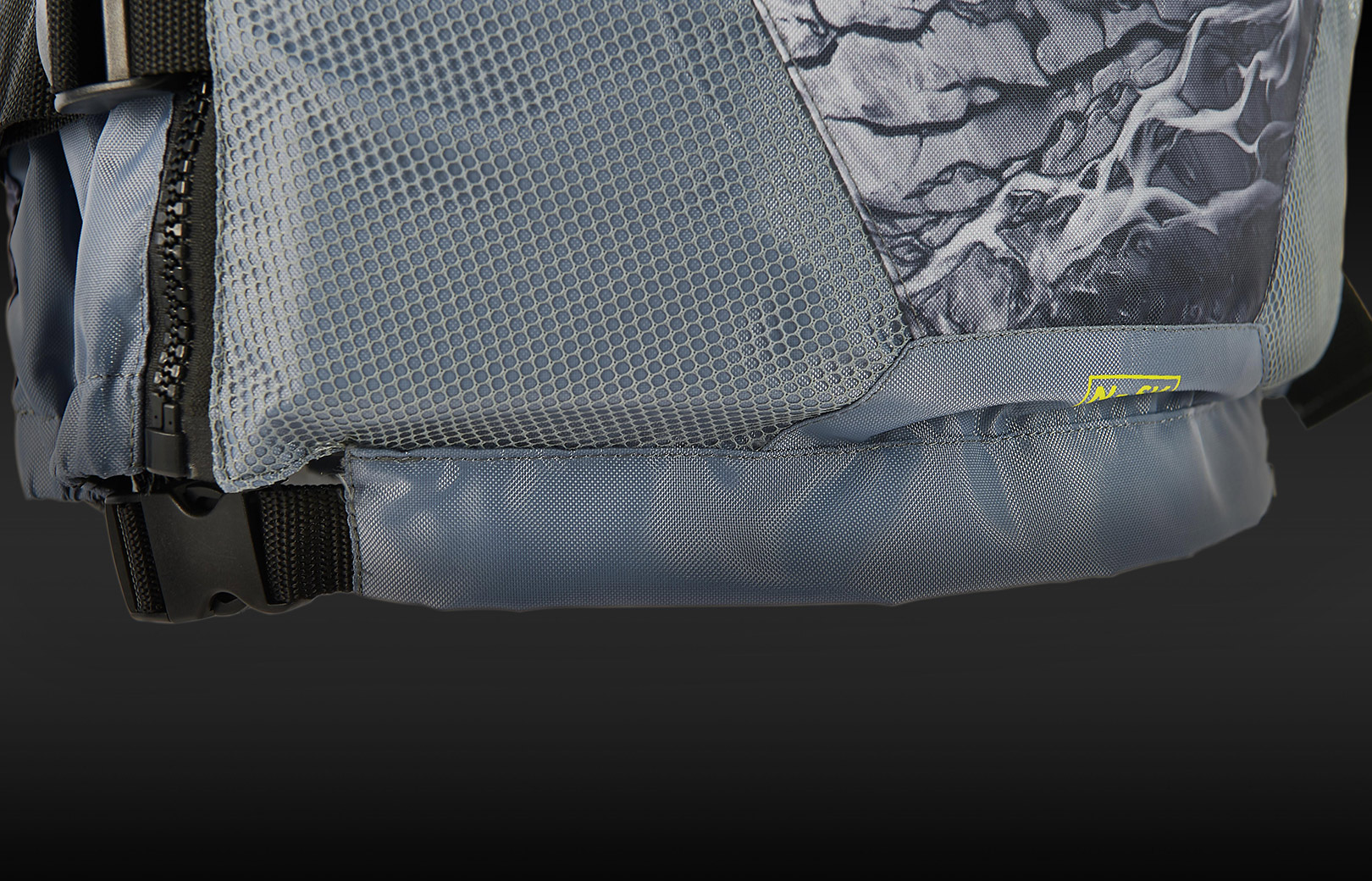 NYLON SAFETY VEST/MNS by Aztron® - Large - Image 4