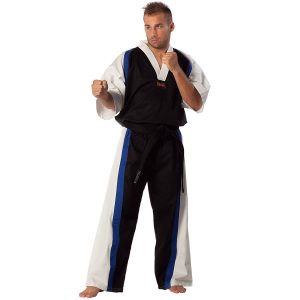 Στολή Semi Contact – Μαύρη/Άσπρη με Μπλε ΡίγαΣτολή Semi Contact – Μαύρη/Άσπρη με Μπλε Ρίγα