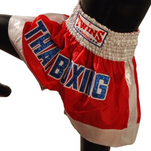 Σορτσάκι Twins Thaiboxing Ασημένιο/ΚόκκινοΣορτσάκι Twins Thaiboxing Ασημένιο/Κόκκινο